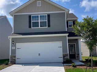 8009 Moose Creek Dr, Charlotte, NC 28214