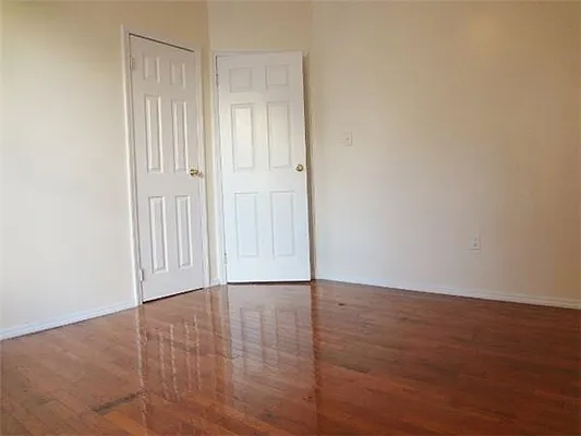 Rented by I & I New York | media 9