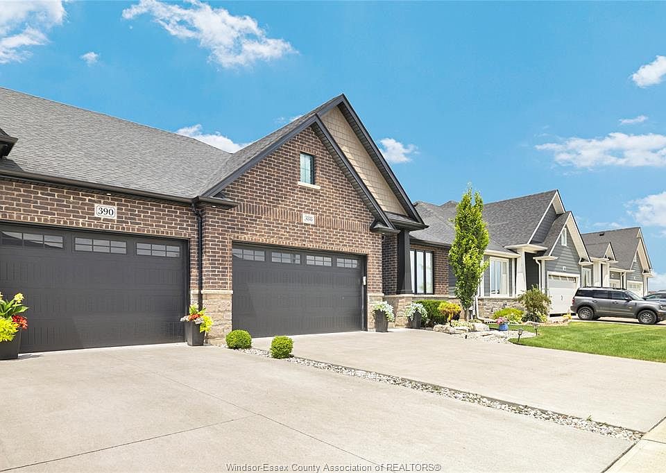 1st image of 388 Brunmar Cres