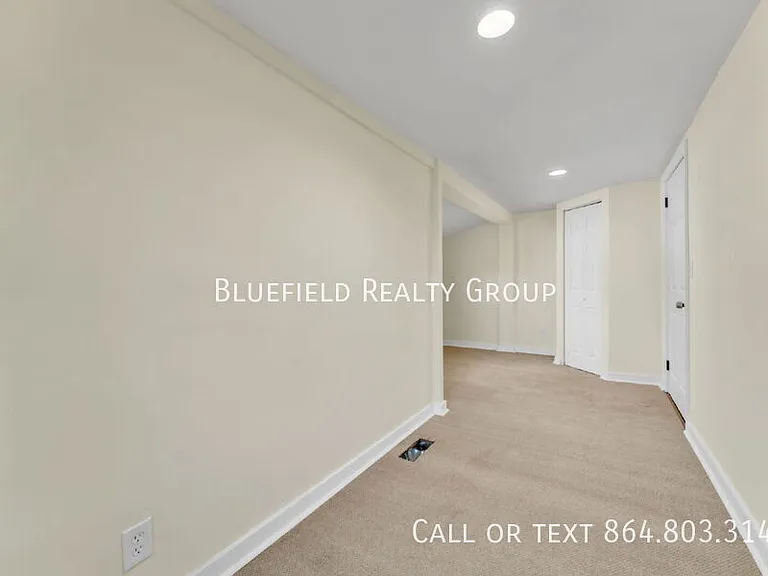 4 Walnut St #A — Photo 19