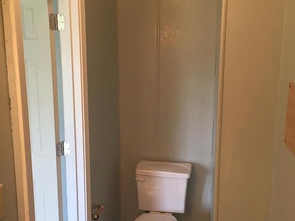 3rd image of 6036 Tanglewood Dr