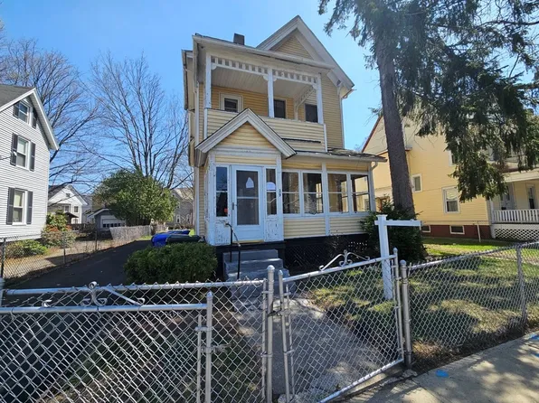 29 Yale St, Springfield, MA 01109