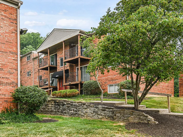 Heritage Hill Estates Apartments — Photo 34