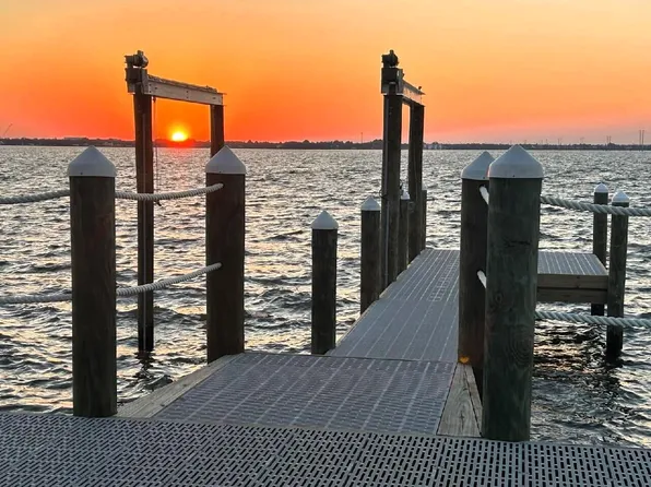 3002 Dockside Ln, Melbourne Beach, FL 32951