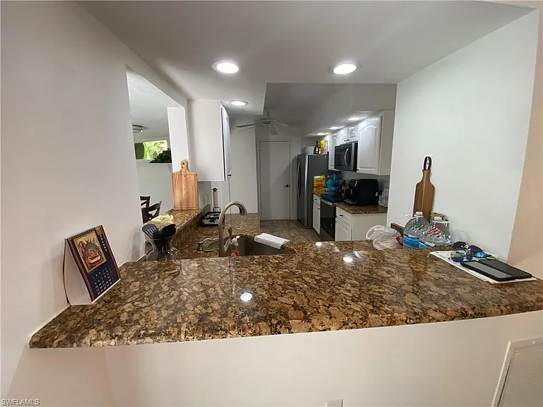 14805 Crooked Pond Ct — Photo 17