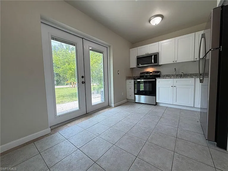 2601 47th Ter SW #B — Photo 4