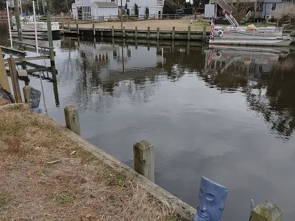 102 Craigy Ct, Kill Devil Hills, NC 27948