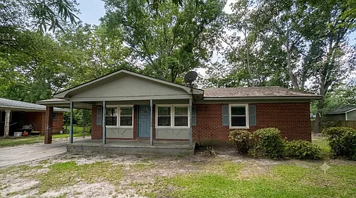 606 Eugenia St Photo 1