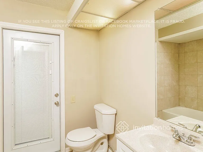 3383 Jadewood Cir — Photo 15