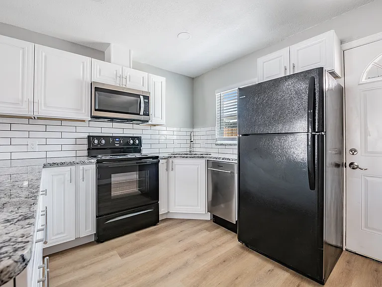 2642 South Dr #A — Photo 10