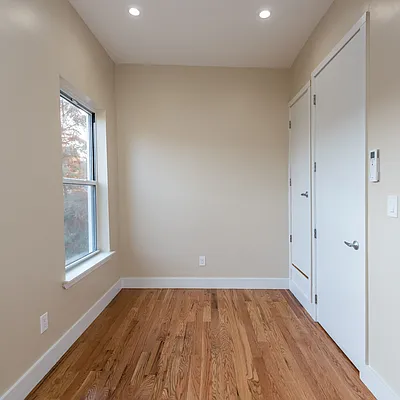 Rented by Nooklyn NYC LLC | media 15