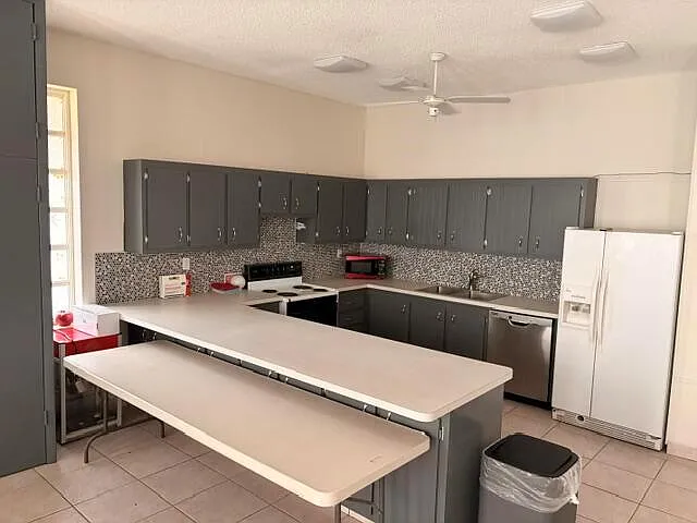 5103 NW 35th St #401 — Photo 62