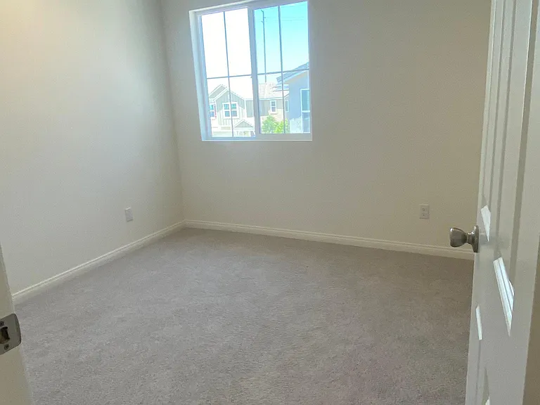 20056 Breeze Blooms Dr — Photo 11