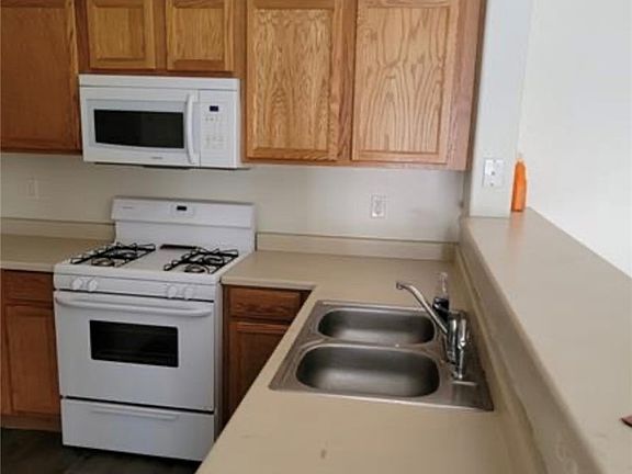 4th image of 6425 Extreme Shear Ave Unit 101