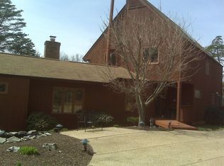 340 Dundridge Dr, White Post, VA 22663