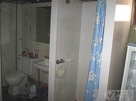 4th image of 530 E Cloverland Dr