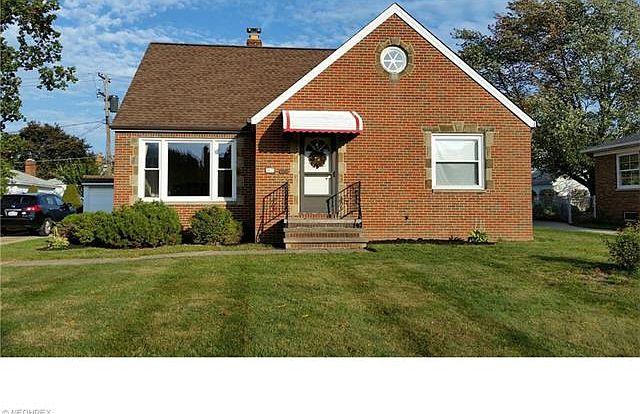 1st image of 2825 Forestview Ave