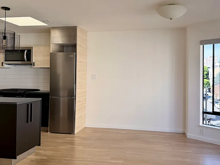 1885 Pacific Ave #302 — Photo 6