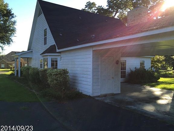 4th image of 6412 Gilbert Dr W