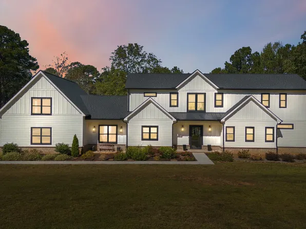 683 Mulberry Rd, Winder, GA 30680