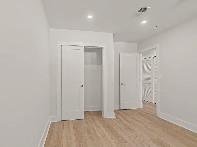 253 N 3rd St #32 — Photo 10