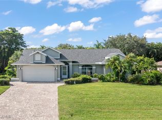 9739 Spring Ridge Cir, Estero, FL 33928