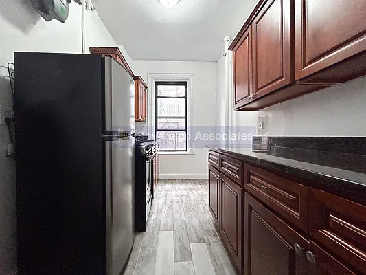 Rented by Sovereign Associates | media 14