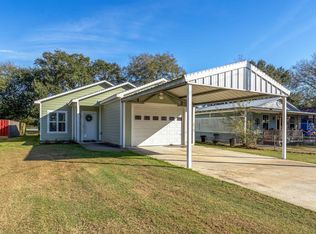 312 N 13th St, Kinder, LA 70648