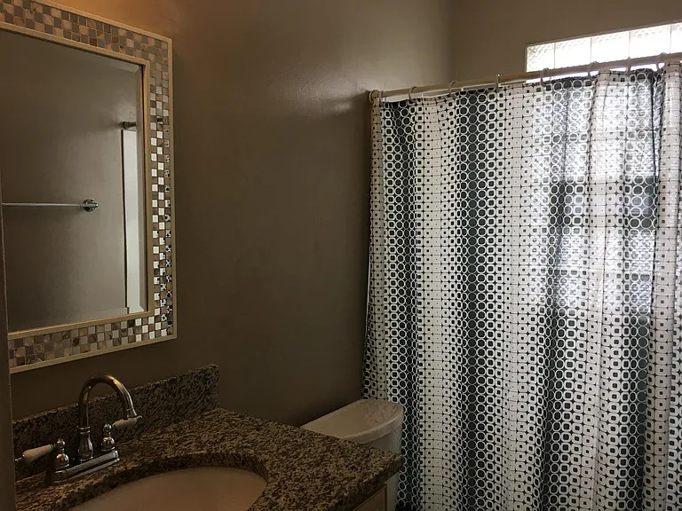7702 Thomas Ave — Photo 8