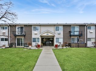 9575 Terrace Pl #206F, Des Plaines, IL 60016