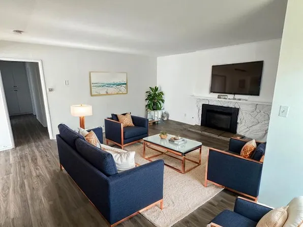 950 N Walnut St, La Habra, CA 90631