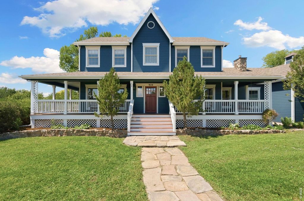 924 Clydesdale Ln