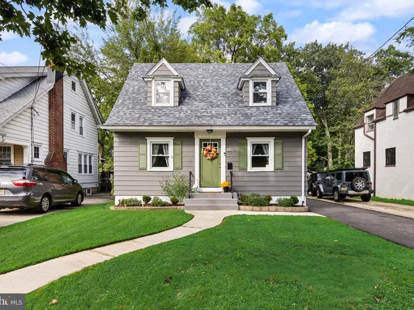 99 Kendall Blvd, Oaklyn, NJ 08107
