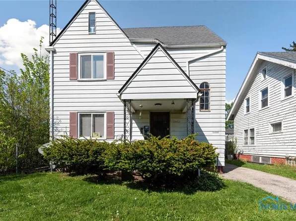 1442 Schuyler Rd, Toledo, OH 43612