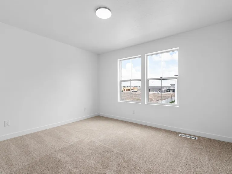 1630 E 6820 N — Photo 11