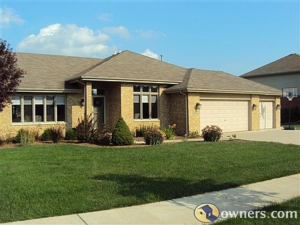 1st image of 22075 Somerset Ct