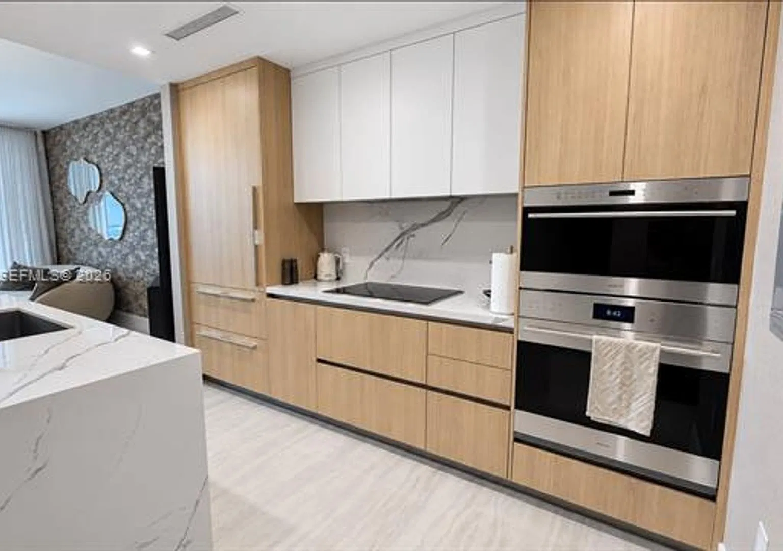 2411 Laguna Cir cu-1410, North Miami, FL 33181 — Photo 1