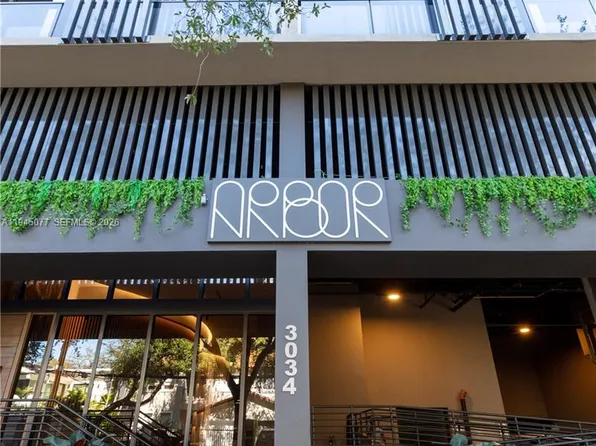 3034 Oak Ave #Lph4, Miami, FL 33133