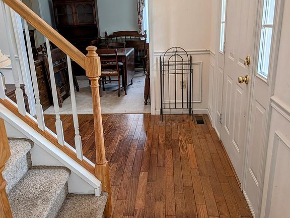 5th image of 140 Christophers Ln