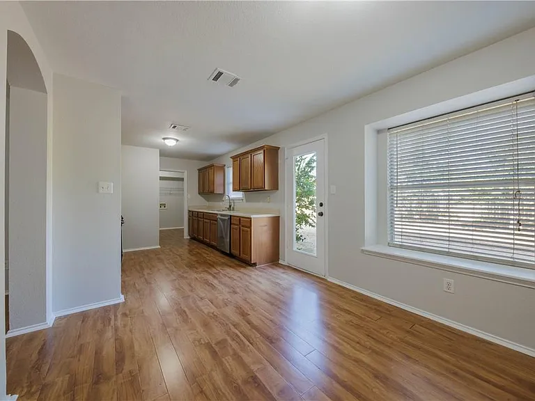 2905 Rainy River Dr — Photo 11