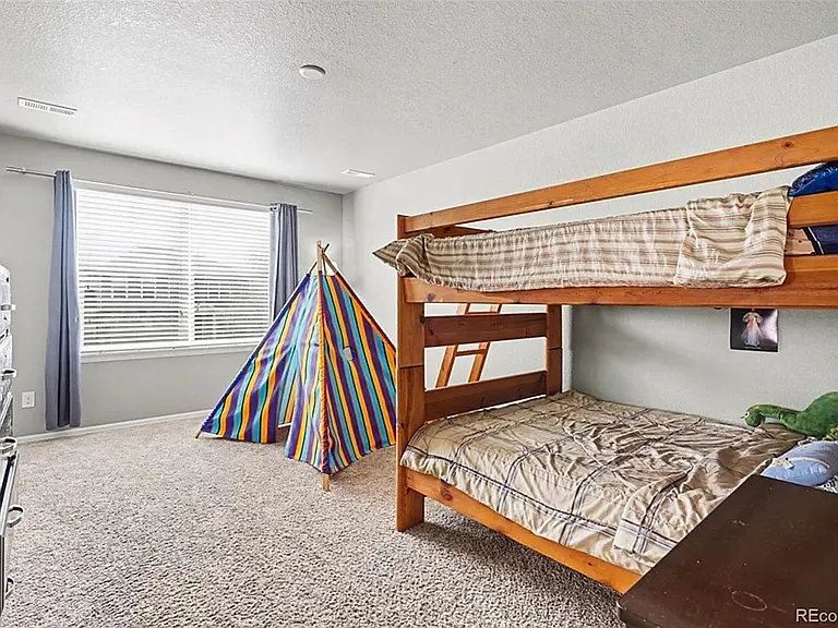 8835 Foxfire St — Photo 23