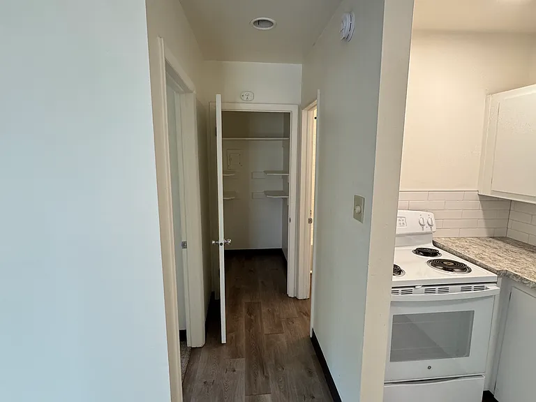 1812 Canyon Blvd #1A — Photo 1