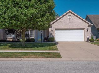 556 Parkhurst Ct, Greenwood, IN 46142