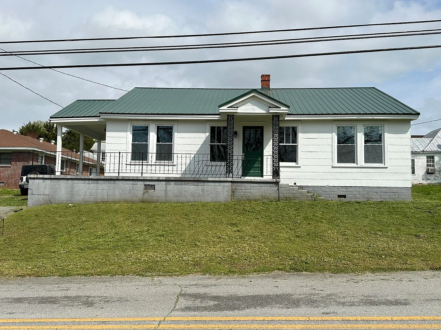 115 MOORE Street photo 1