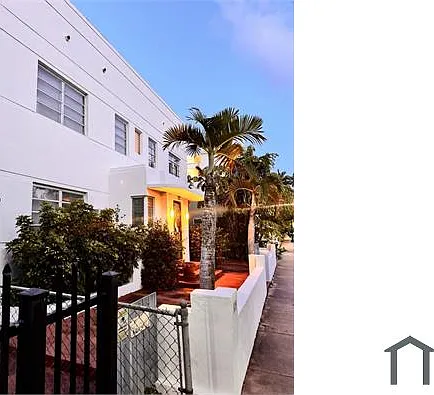 327 Jefferson Ave — Photo 4
