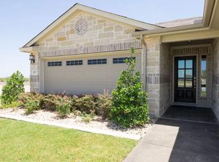 104 Gray Wolf Dr, San Marcos, TX 78666