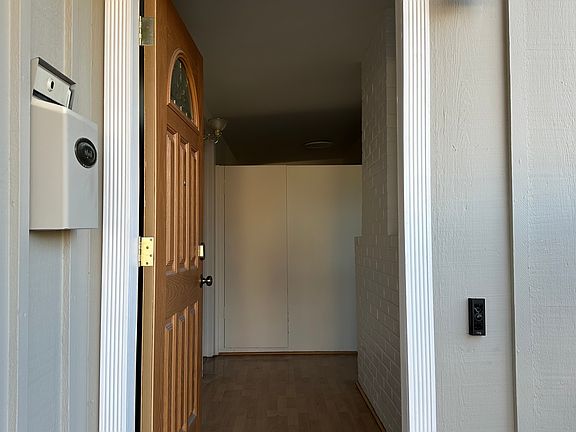 3rd image of 721 San Tomas St