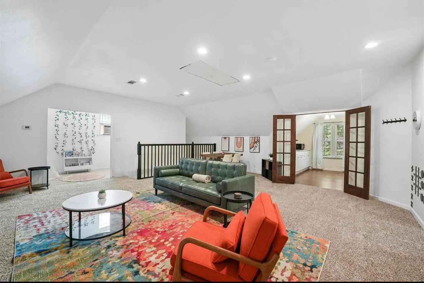 2 bed, 1200 sqft, $1,650 — Photo 2