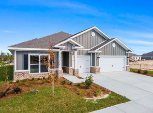 391 Golden Loop, Crawfordville, FL 32327