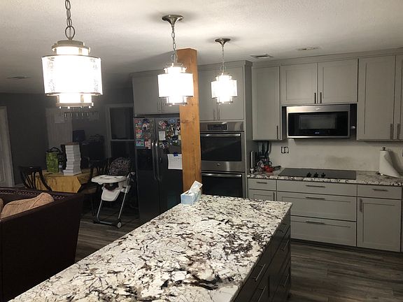 2nd image of 608 N Main St
